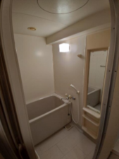 勝浦市部原、マンションの風呂画像です