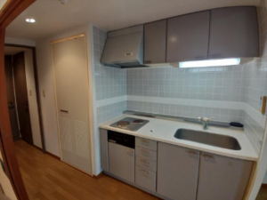 勝浦市部原、マンションのキッチン画像です