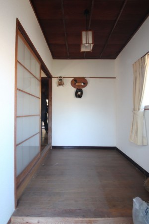 夷隅郡大多喜町新丁、中古一戸建ての玄関画像です