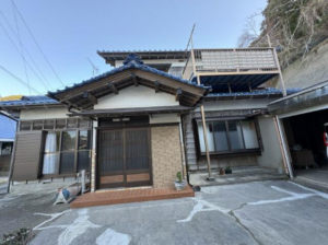 勝浦市浜勝浦、中古一戸建ての外観画像です