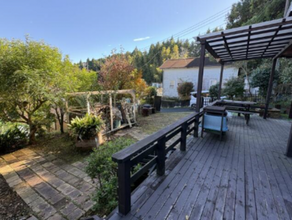 勝浦市上植野、中古一戸建ての外観画像です