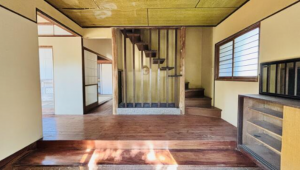 いすみ市小沢、中古一戸建ての玄関画像です