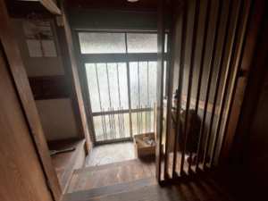 夷隅郡大多喜町柳原、中古一戸建ての玄関画像です