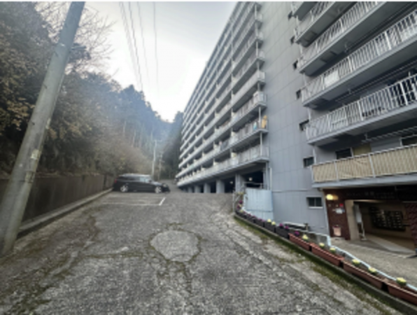 夷隅郡御宿町浜、マンションの外観画像です
