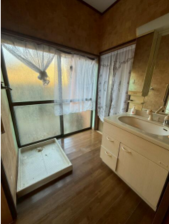 いすみ市長志、中古一戸建ての洗面画像です