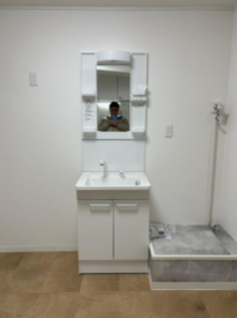 勝浦市墨名、マンションの洗面画像です