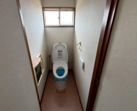 いすみ市岬町、中古一戸建てのトイレ画像です