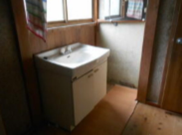 いすみ市新田、中古一戸建ての洗面画像です