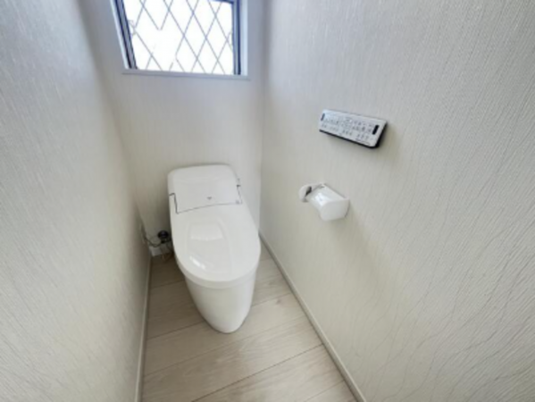 いすみ市引田、中古一戸建てのトイレ画像です