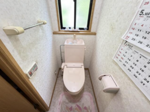 いすみ市釈迦谷、中古一戸建てのトイレ画像です