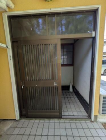 夷隅郡御宿町須賀、中古一戸建ての玄関画像です