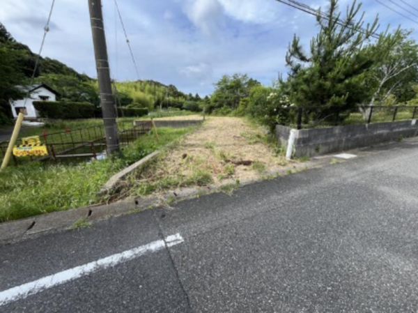勝浦市芳賀、土地の画像です