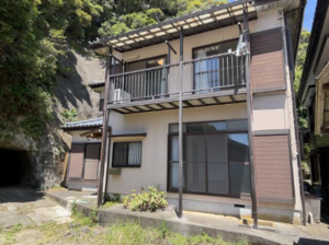 勝浦市鵜原、中古一戸建ての外観画像です