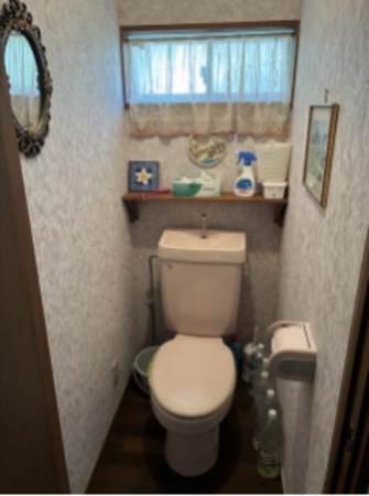 勝浦市中倉、中古一戸建てのトイレ画像です