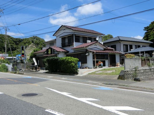 勝浦市鵜原、収益物件/店舗の画像です