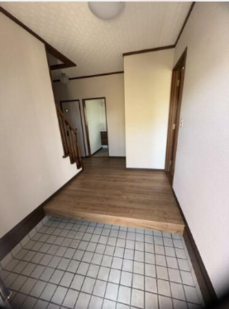 いすみ市大原台、中古一戸建ての玄関画像です