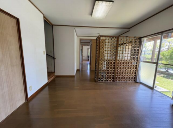 勝浦市南山田、中古一戸建ての画像です