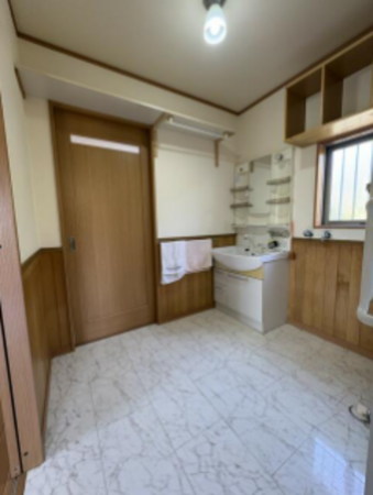 勝浦市南山田、中古一戸建ての洗面画像です