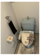 勝浦市部原、マンションのトイレ画像です