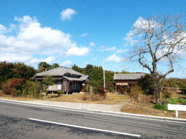 夷隅郡御宿町実谷、中古一戸建ての外観画像です