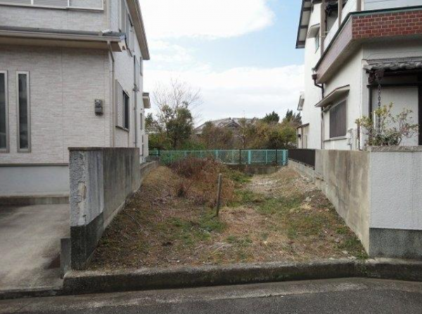 貝塚市、土地の画像です