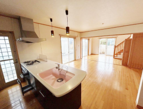 貝塚市東山、中古一戸建ての画像です