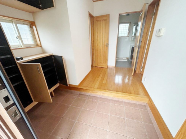 貝塚市東山、中古一戸建ての画像です