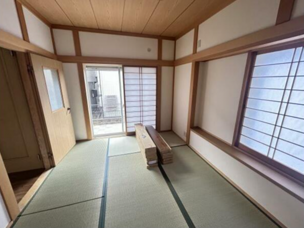貝塚市王子、中古一戸建ての画像です