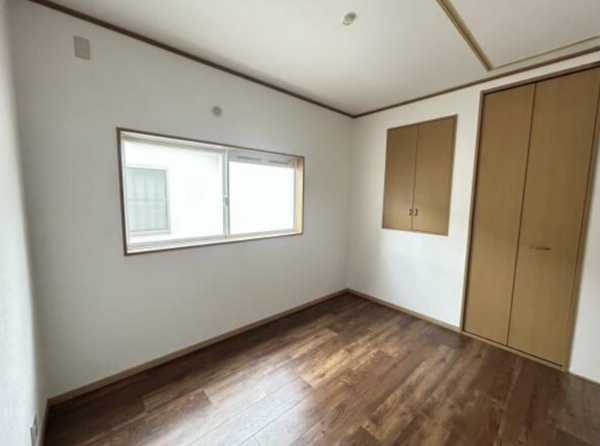 貝塚市王子、中古一戸建ての画像です