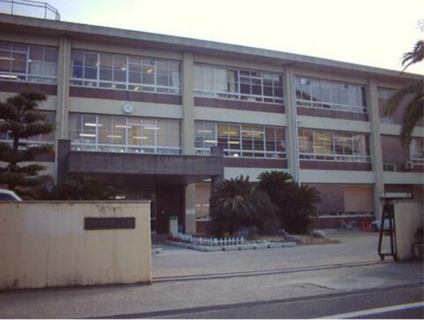 貝塚市王子、中古一戸建ての画像です