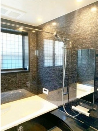 貝塚市脇浜、中古一戸建ての画像です