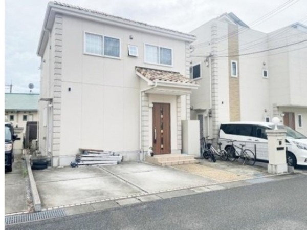 貝塚市澤、中古一戸建ての画像です
