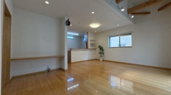 貝塚市東山、中古一戸建ての画像です