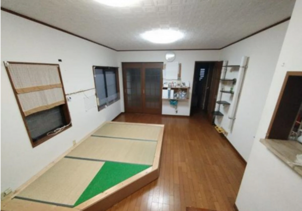 貝塚市脇浜、中古一戸建ての画像です