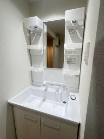 貝塚市二色、マンションの画像です