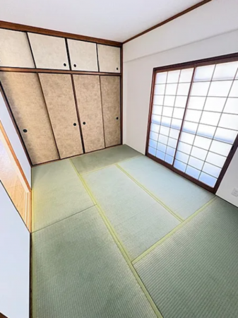 貝塚市二色、マンションの画像です