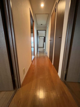 貝塚市清児、マンションの画像です