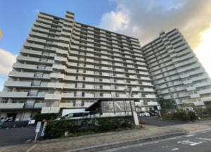 貝塚市清児、マンションの画像です