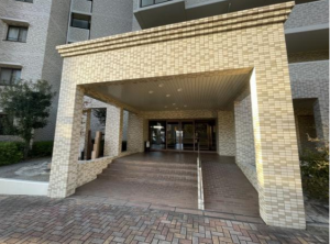 貝塚市清児、マンションの画像です