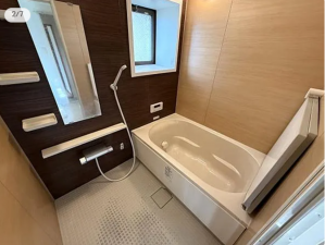 貝塚市清児、マンションの画像です