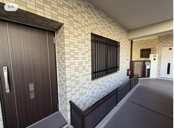 貝塚市清児、マンションの画像です