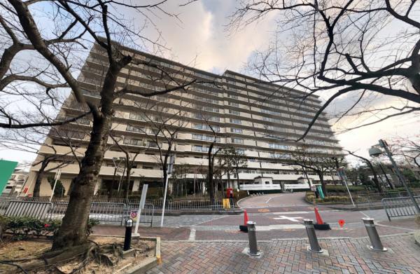 貝塚市清児、マンションの画像です