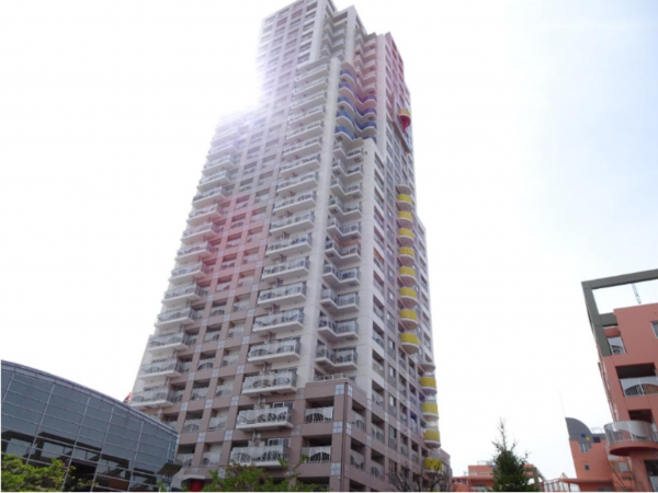貝塚市二色、マンションの画像です