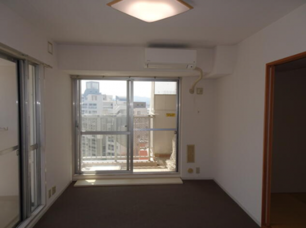 貝塚市二色、マンションの画像です