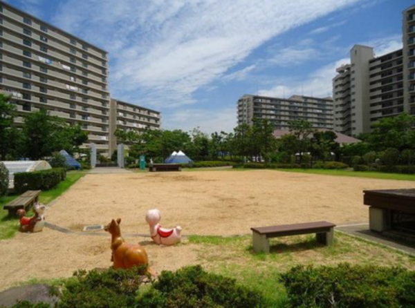 貝塚市清児、マンションの画像です