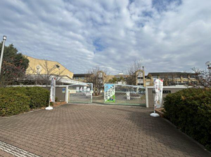 貝塚市二色、マンションの画像です