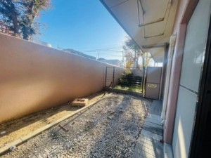 貝塚市加治、マンションの画像です