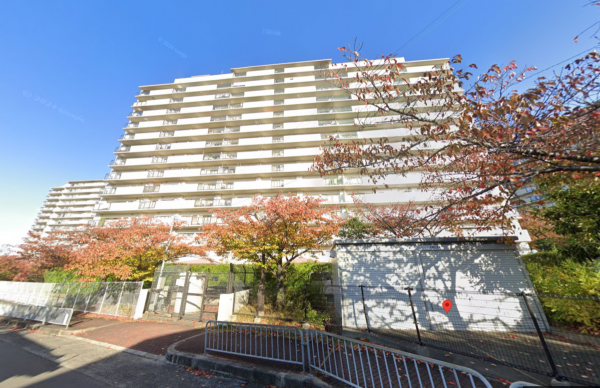 貝塚市清児、マンションの画像です
