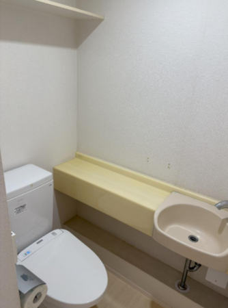 貝塚市二色、マンションの画像です
