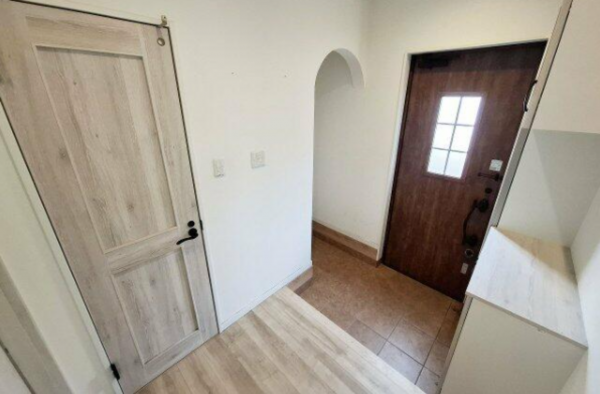 泉佐野市高松西、中古一戸建ての画像です